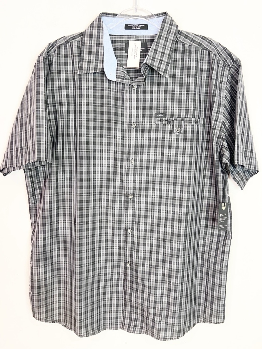 MATIX GRAY BLACK PLAID SHORT SLEEVE BUTTON FRONT SHIRT MENS XL NWT